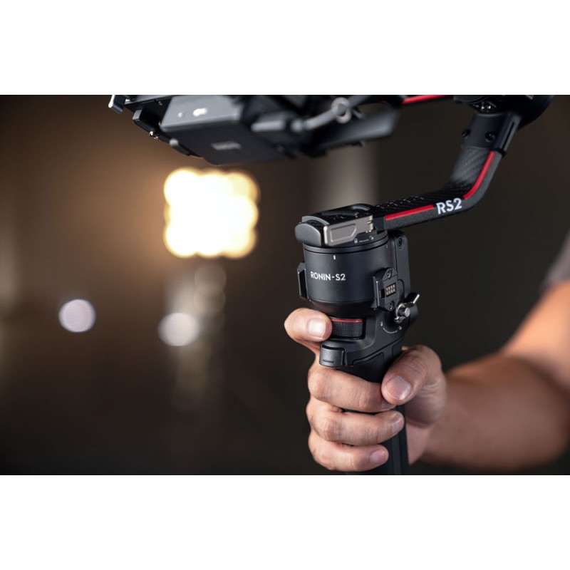 Location DJI Ronin RS 2 Pro Combo à Avignon – stabilisateur vidéo pro – ONEWAY