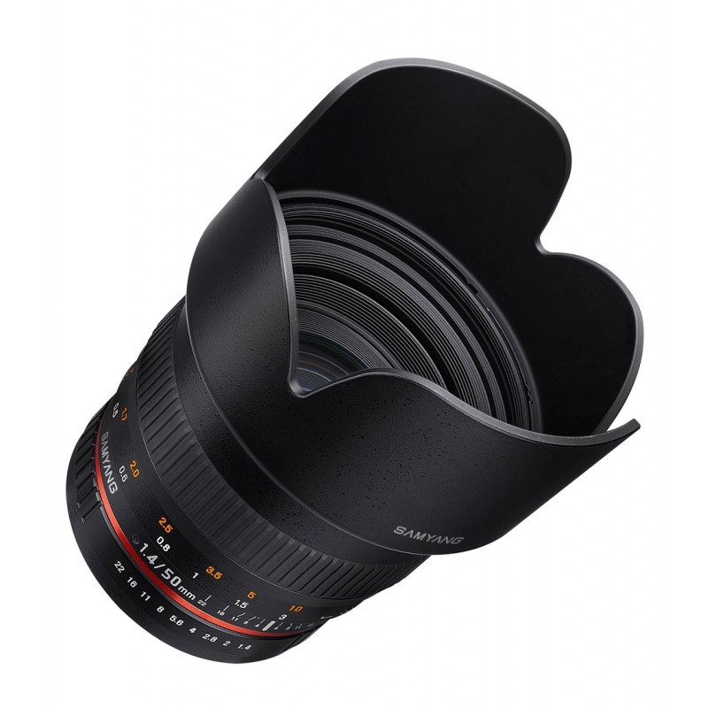Samyang 50mm f/1.4 EF – fast lens rental | ONEWAY Avignon