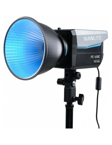 Nanlite FC-120C – projecteur LED COB RGBWW compact | Location ONEWAY Avignon
