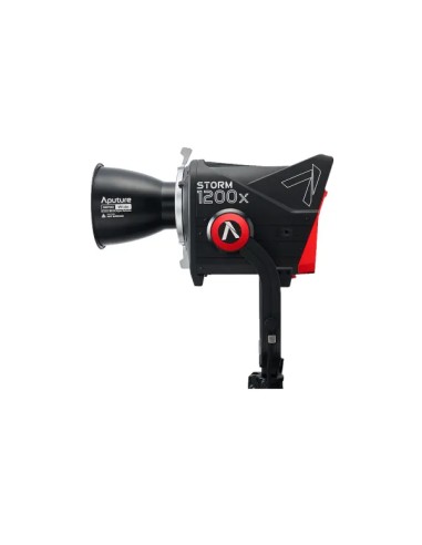 Aputure STORM 1200x projecteur LED cinéma haute puissance | ONEWAY Avignon