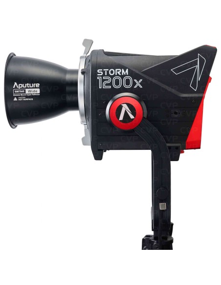 Aputure STORM 1200x projecteur LED cinéma haute puissance | ONEWAY Avignon