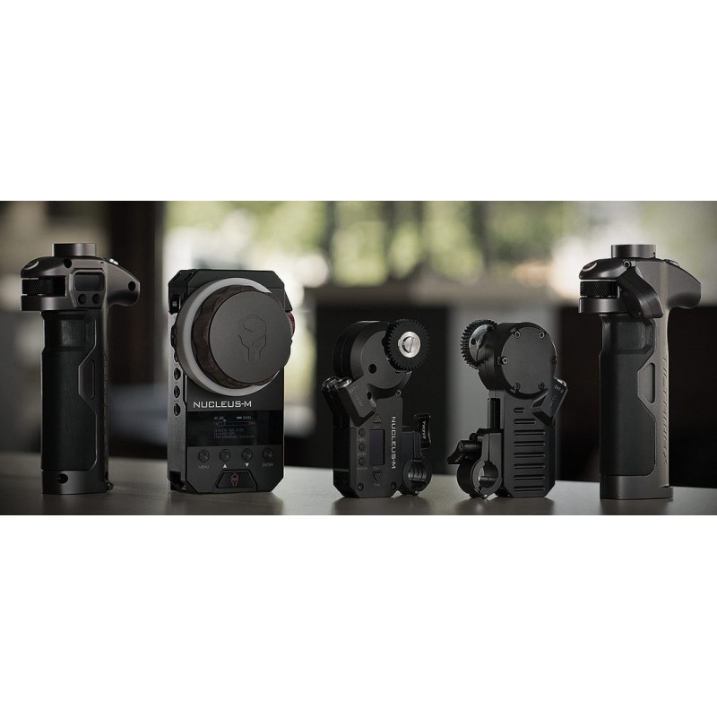 Tilta Nucleus-M wireless follow focus rental in Avignon – ONEWAY